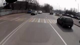 Алматы. Маневры без поворотников 20150224 1408А