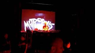 David el Niño en Metropolis 1/11