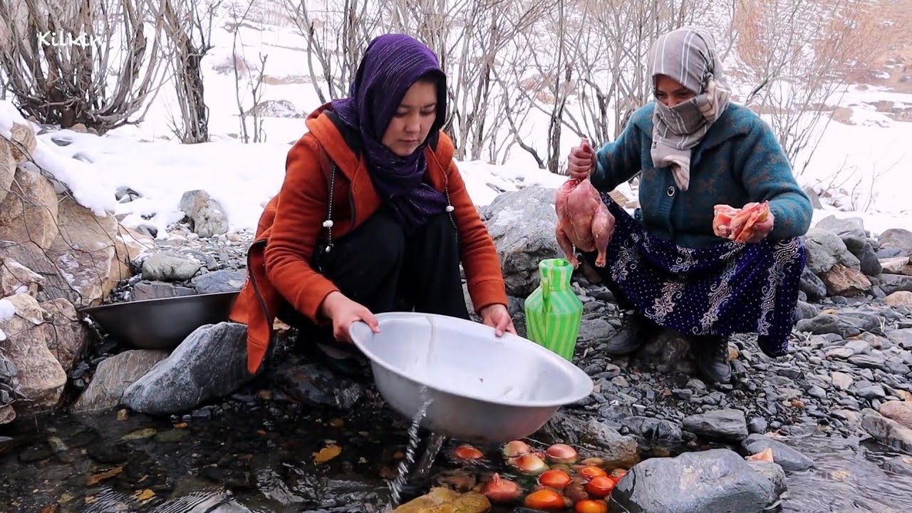 The hardships of life in remote villages in the cold of winter