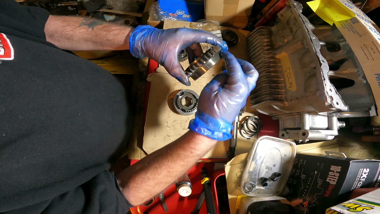 Classic mini Syncro hub rebuild for smugwood mini