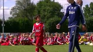 Download lagu Yaya 39 s 1v1 finale op Ajax Cs en Clinics 2015 Yaya 39 s 1v1 finale op Ajax Cs en Clinics 2015
