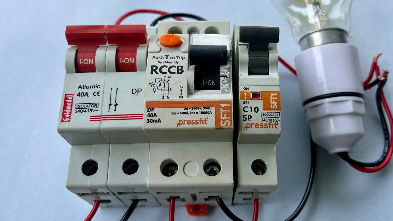 How RCCB connected in circuit ? 😇 DP Isolator + RCCB + MCB Connection ...