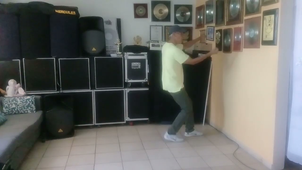 EL VIEJO DEL SOMBRERON/SONORA DINAMITA/BAILANDO CON MARCELO ROSAS