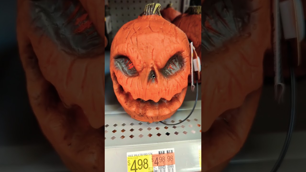 Talking Pumpkin is EVIL 