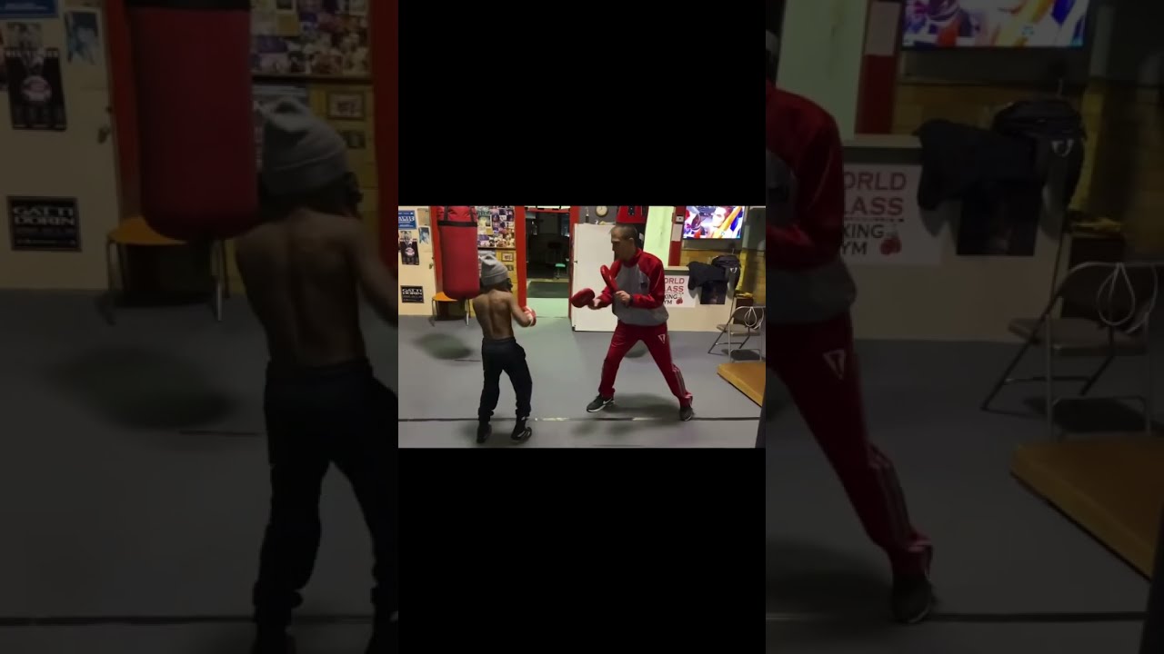 Southpaw vs Orthodox! How to set up the right hook, left