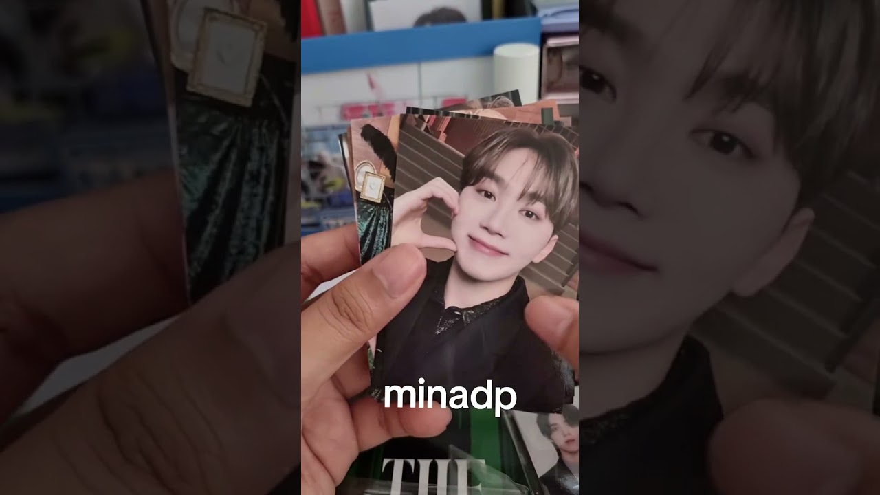 SEVENTEEN 8TH MEMBERSHIP KIT UNBOXING VIDEO - YouTube