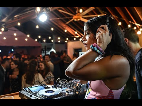 Hannah Bronfman: What It's Like To Be A Female DJ - YouTube