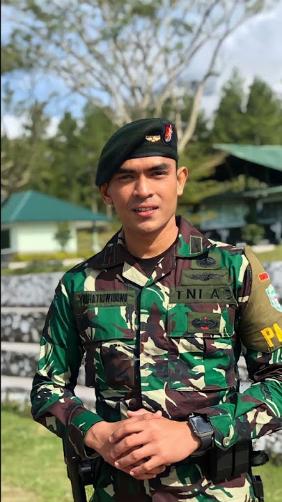 Aduh mamae ada cowo baju loreng -  Status wa
