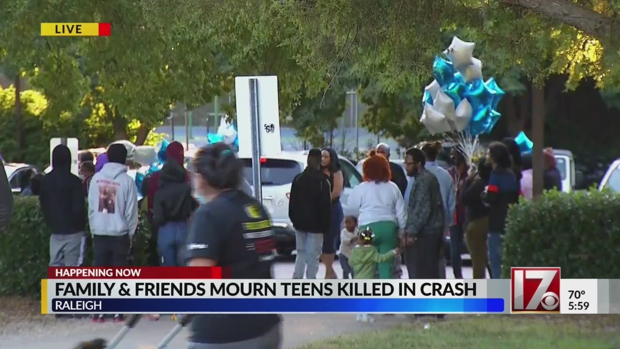 Balloon release held for 5 teens killed in SUV crash - YouTube