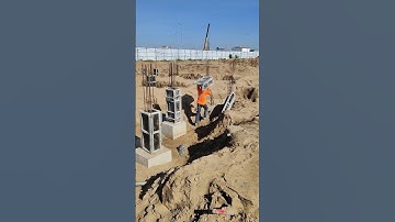 Technical Install stump column formwork on footing concrete