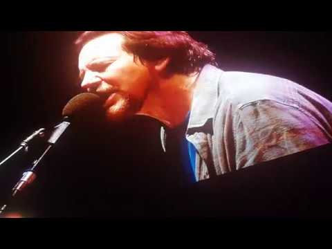 Eddie Vedder - Unthought Known (live @Firenze Rocks)