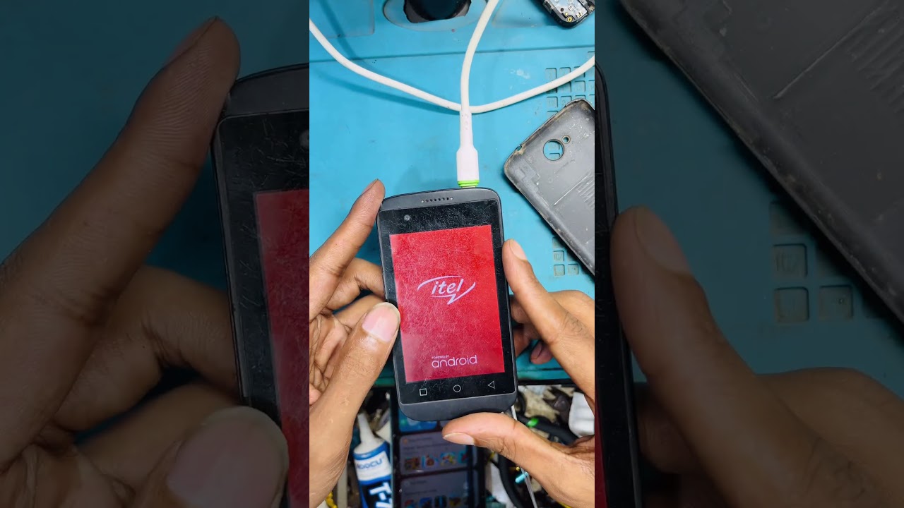 কেউ এটার ব্যাটারি লাগিতে দিতে পারলো না! 😱 #tech #repair #shorts #technology #smartphone