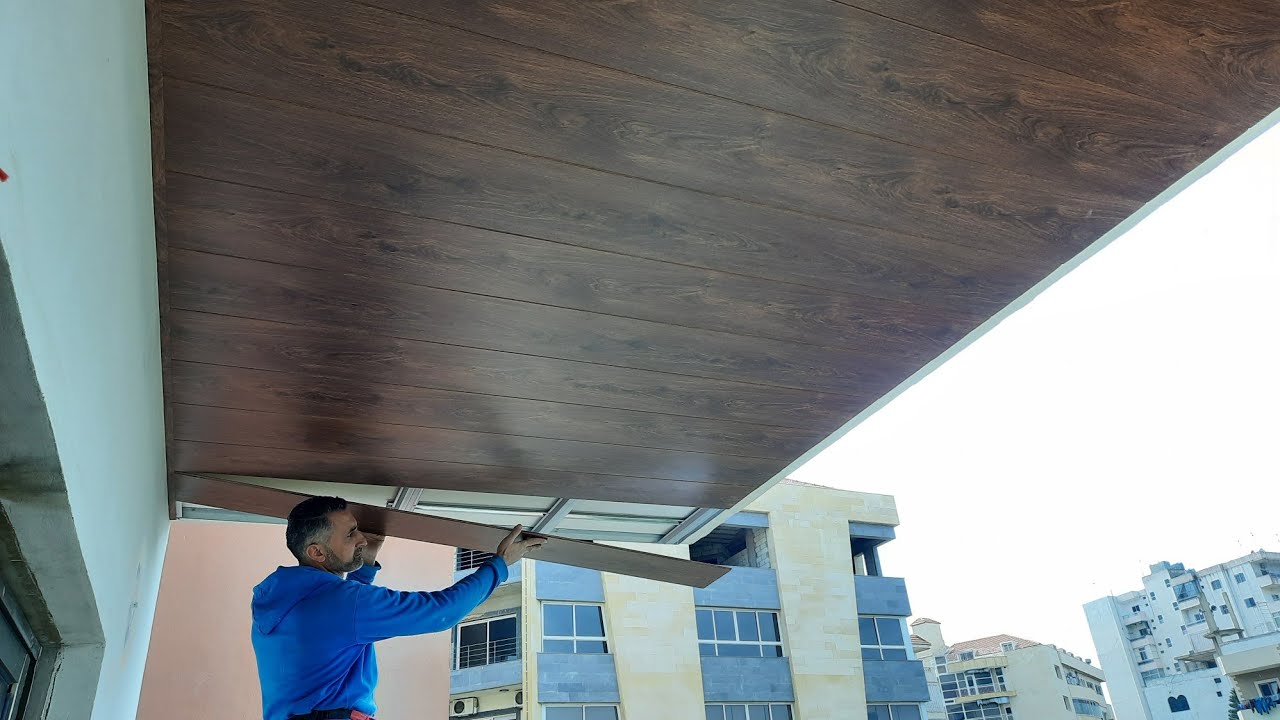 Как обшить потолок на балконе ПВХ панелями