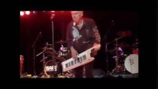 The History of Rock 'n Roll in 27 Riffs - The SAS Band