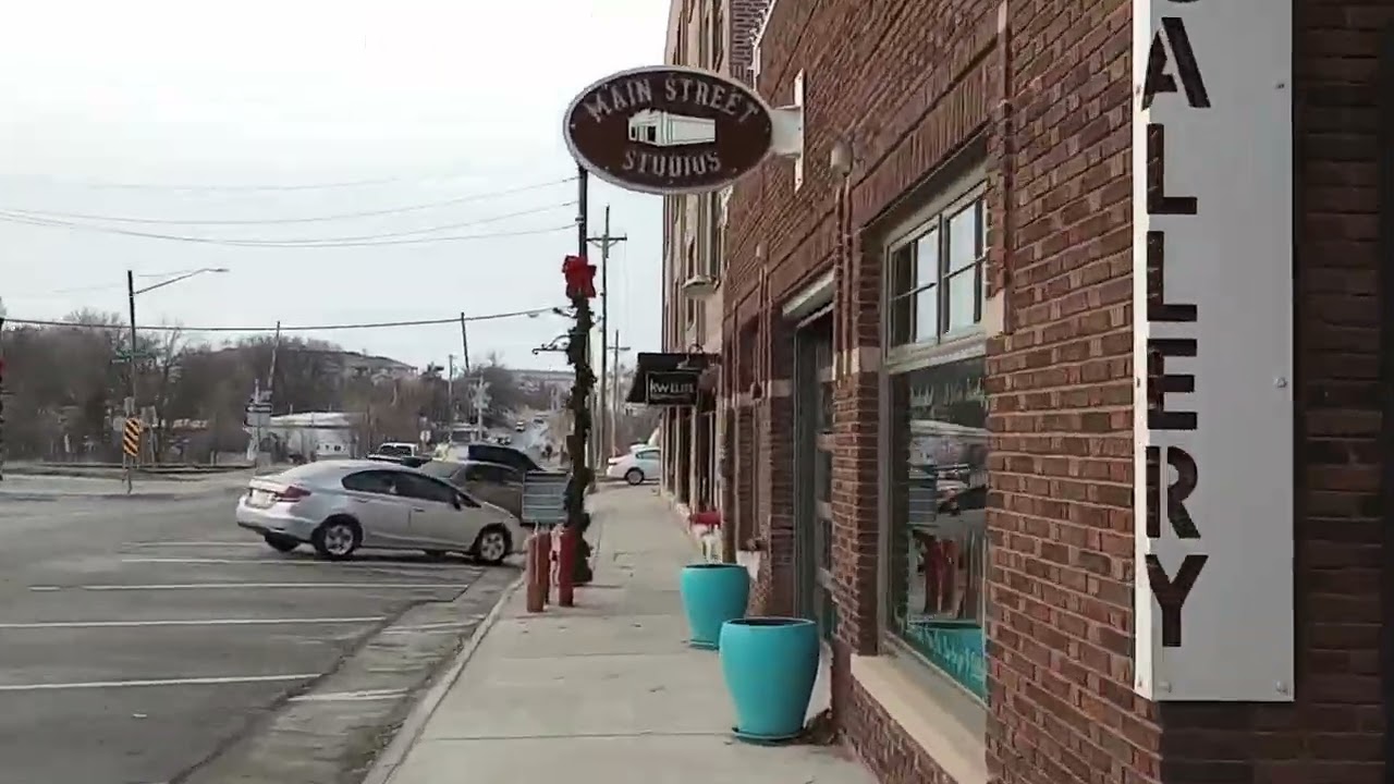 One Minute Walking Tour through Elkhorn Nebraska (5x speed fast forward) 