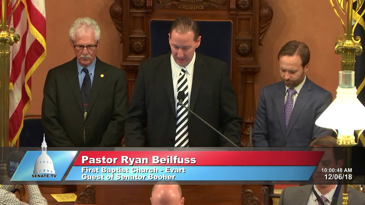 Sen. Booher welcomes Pastor Beilfuss to the Michigan Senate to deliver the invocation