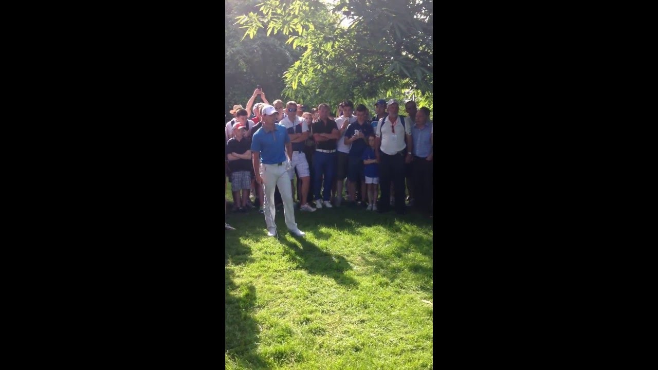 Rory McIlroy in the trees at Irish Open 2014