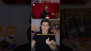 Yalan Dünya Aslında Baya Poli̇ti̇k Bi̇r Di̇zi̇ydi̇ Siz Bu Detayları Fark Etmiş Miydiniz? Ünya