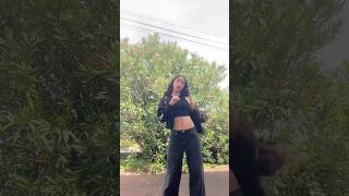Ela Tá Farmando Aura 🔥❤️#amiga #dance #youtubeshorts #viralvideo #dancecover @GORDINHOBOLADOO
