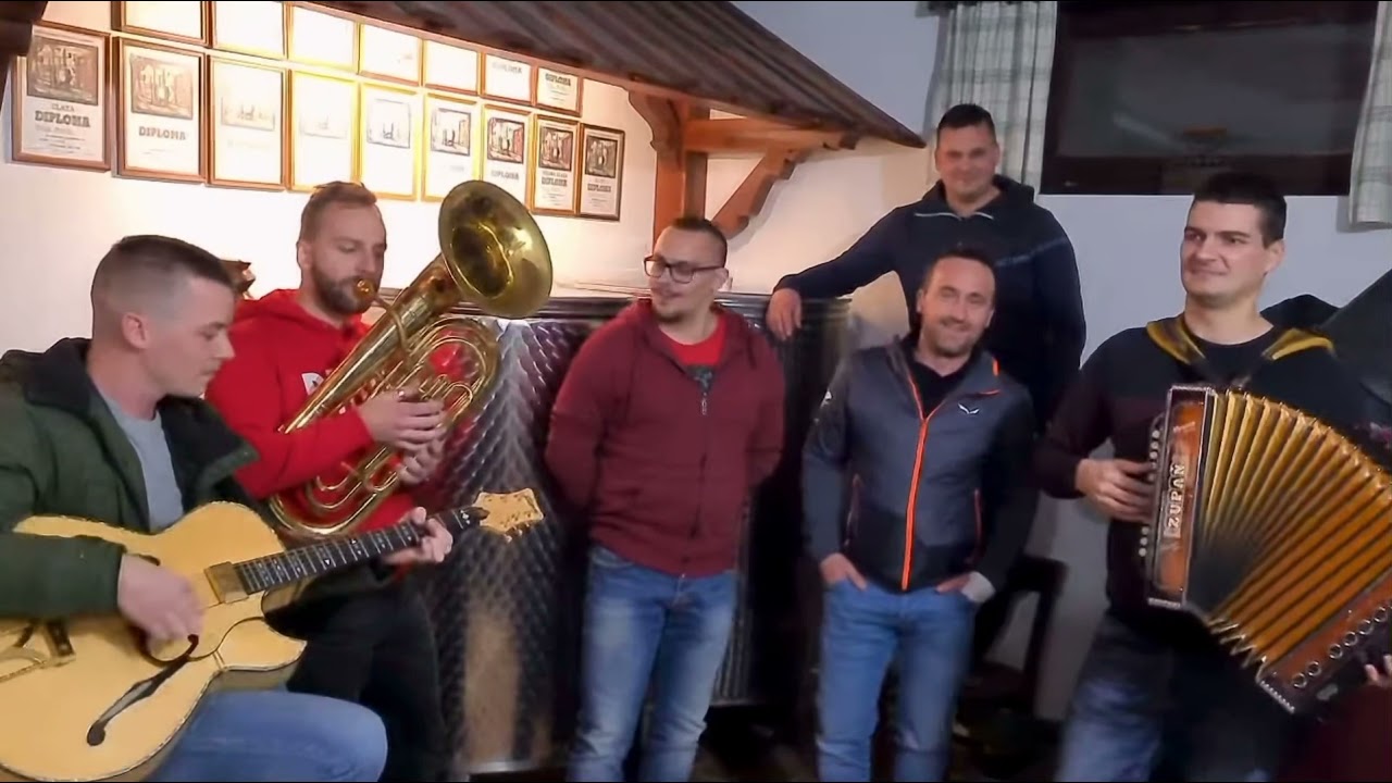 Ansambel Jarica & Prava stvar - Deželica sonca in grozdja