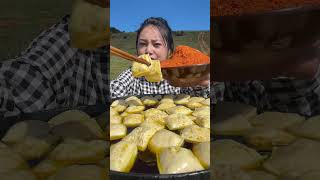 Rural life video. The original ecology in the mountains is so delicious and so delicious.