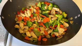 CHICKEN STIR FRY - 15 Minutes Recipe!