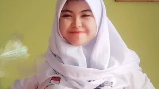 Jilboob SMA cantik goyang tiktok hot tanpa bh pakai baju ketat celana leging