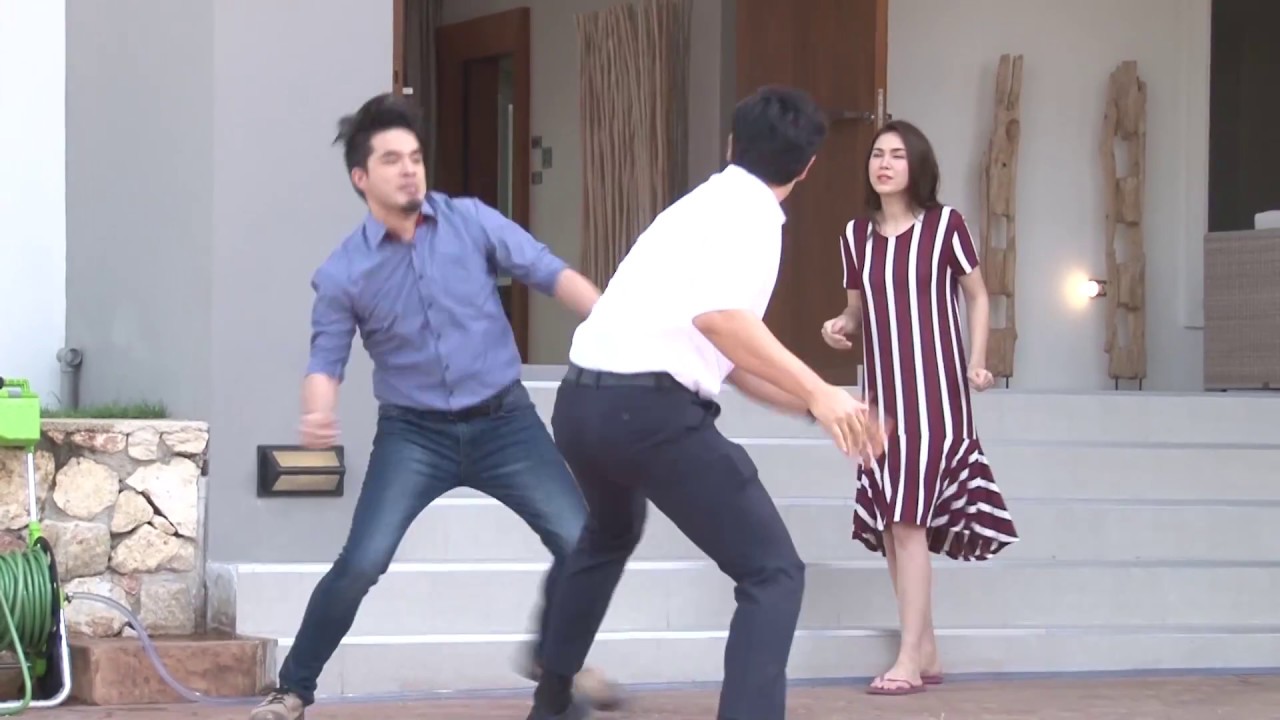 ตะลุยกองถ่าย | เหมือนคนละฟากฟ้า (แอนดริว-ว่าน ต่อยกัน แมทไม่กล้าห้าม) | 25-05-60