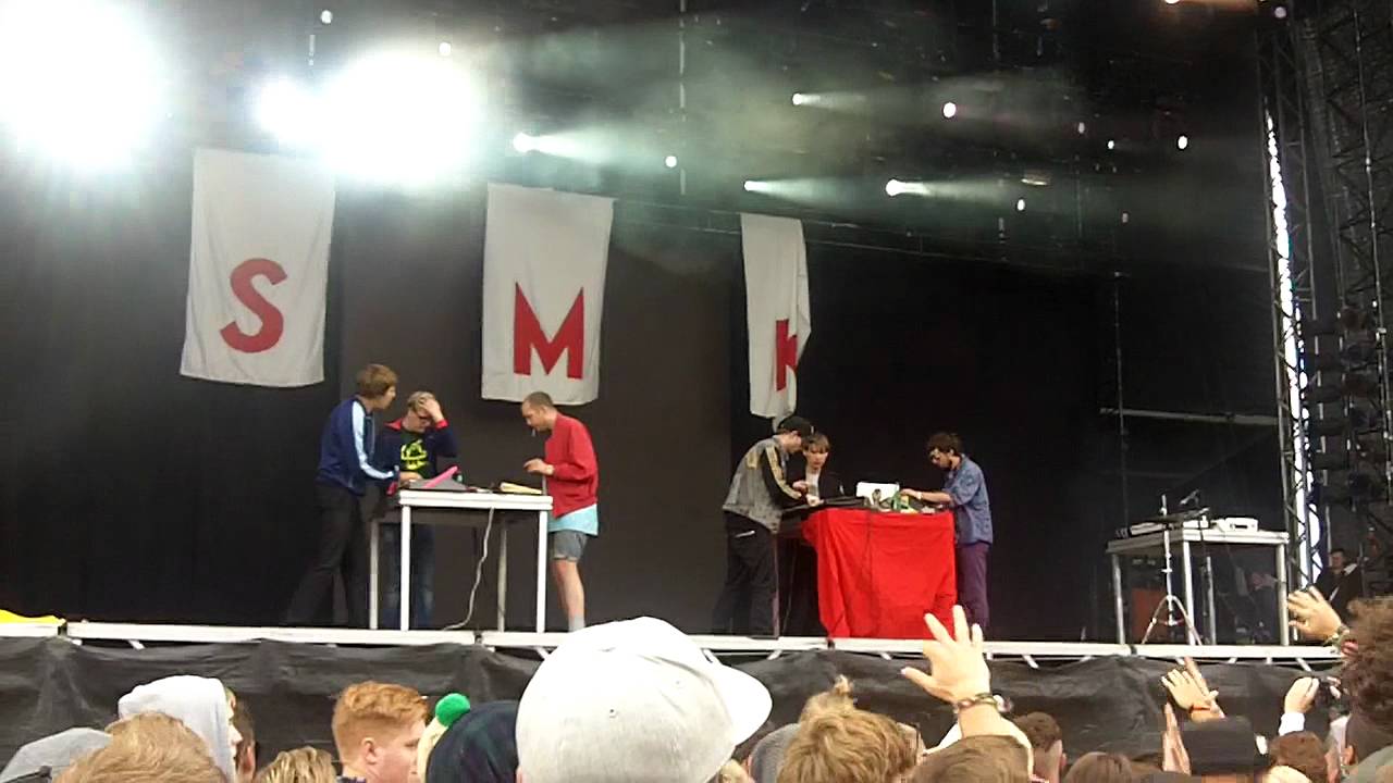 Slagsmålsklubben - Kom Igen Kommissarien, Live Hultsfred 2011