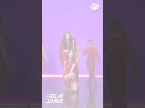 LA DI DA - EVERGLOW (에버글로우) [Relay Dance w/ Lyrics]