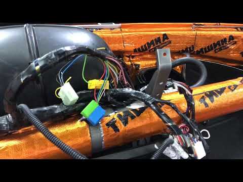 Шумоизоляция торпедо авто ГАЗ Соболь. Вибро-шумоизоляция моторного щита со стороны салона.