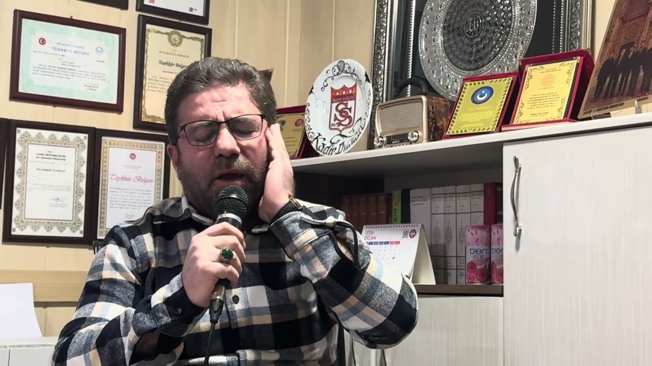 Sivas merkez aliağa camii imam hatibi Kadir Duman sığındık dergahı izzetine kasidesi