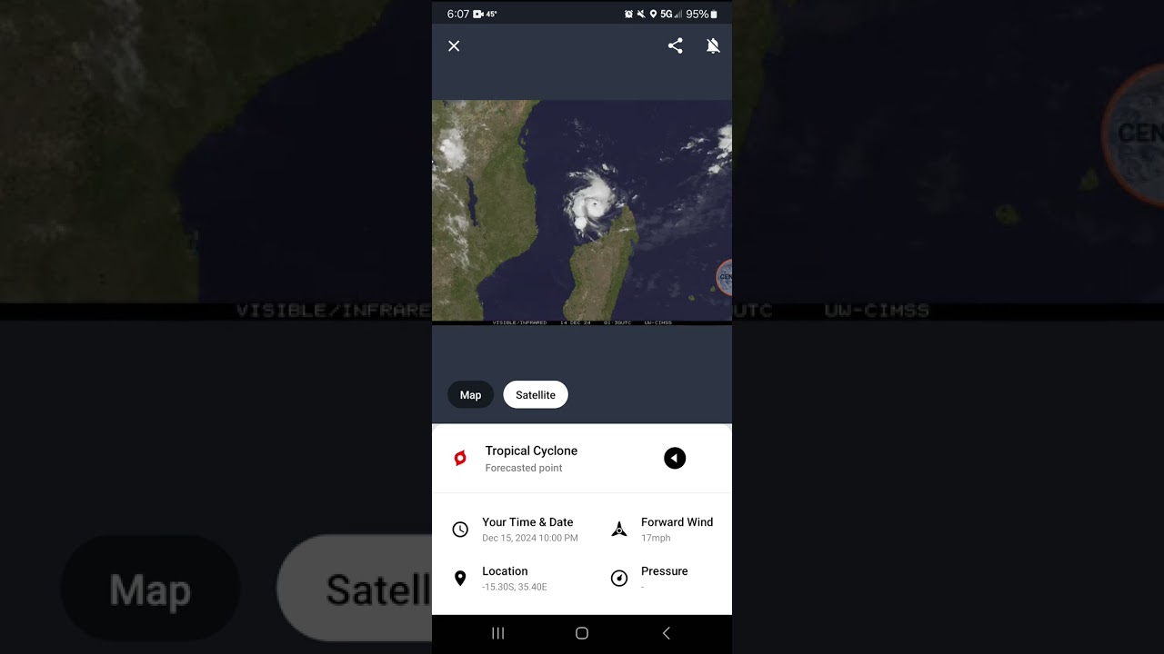 Cyclone Chido Approaches Mozambique after Devastating Mayotte