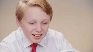 P1_ex1_p38_Unit 3.2 Im taking a photo. Part 1