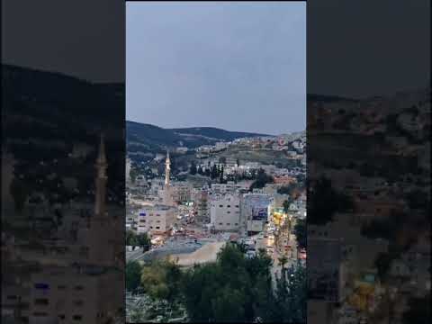 مسجد عجلون الكبير وقت صلاة المغرب صوت الأذان جميل جدا