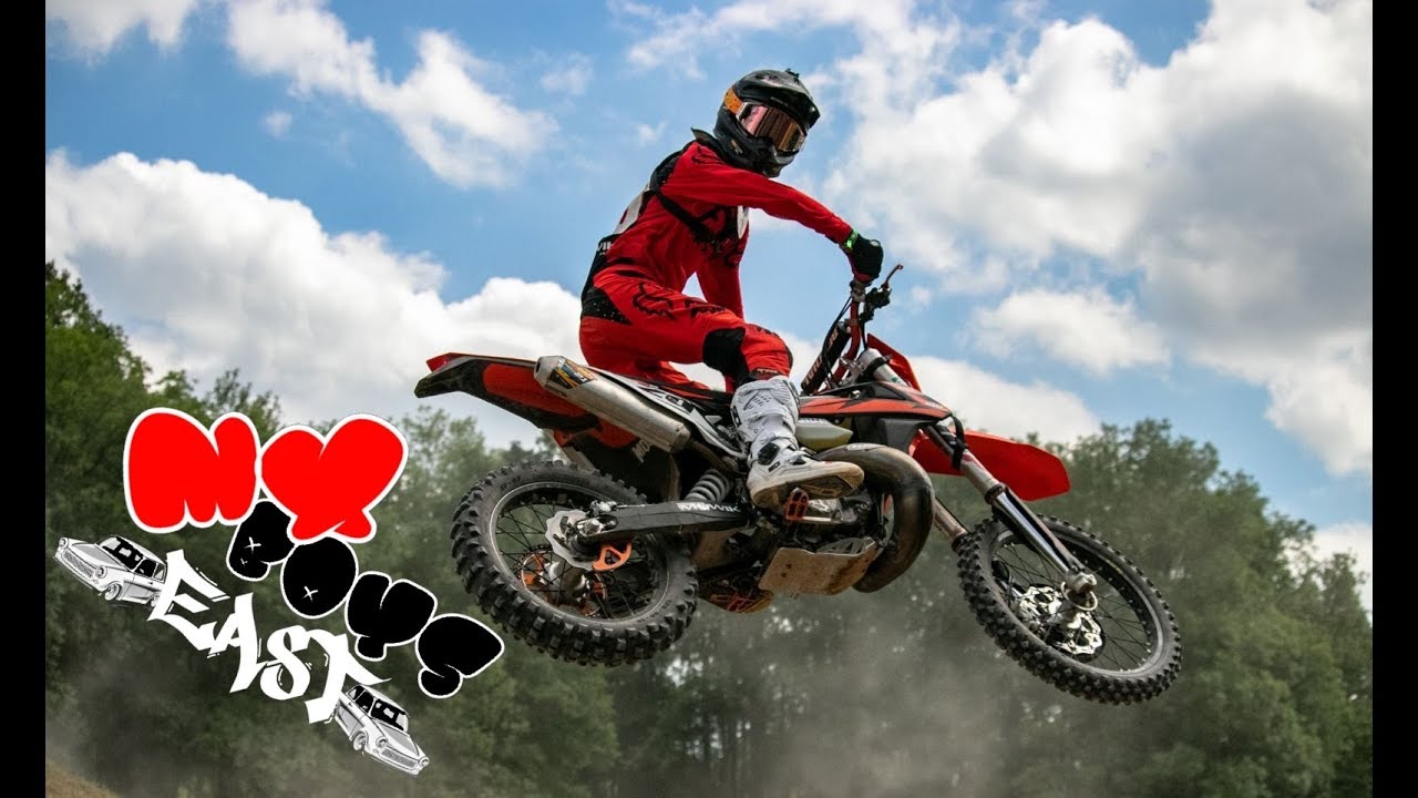 Fast training laps in Großlöbichau | Raw 2 Stroke Sound