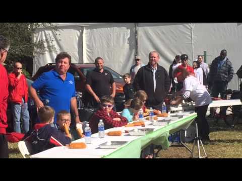 Children participate in Manatee County Fair corn dog eating contest