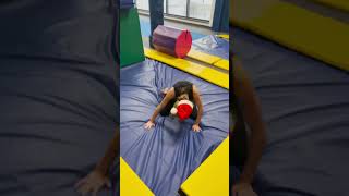 DANCERS TRY CLEAR THE WALL!!!!