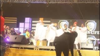 Download lagu Shatta Wale performs Mahama Paper