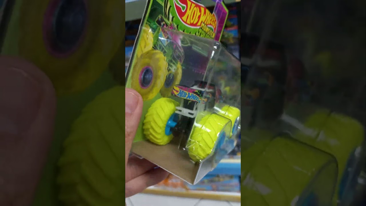 HOT WHEELS MONSTER TRUCKS