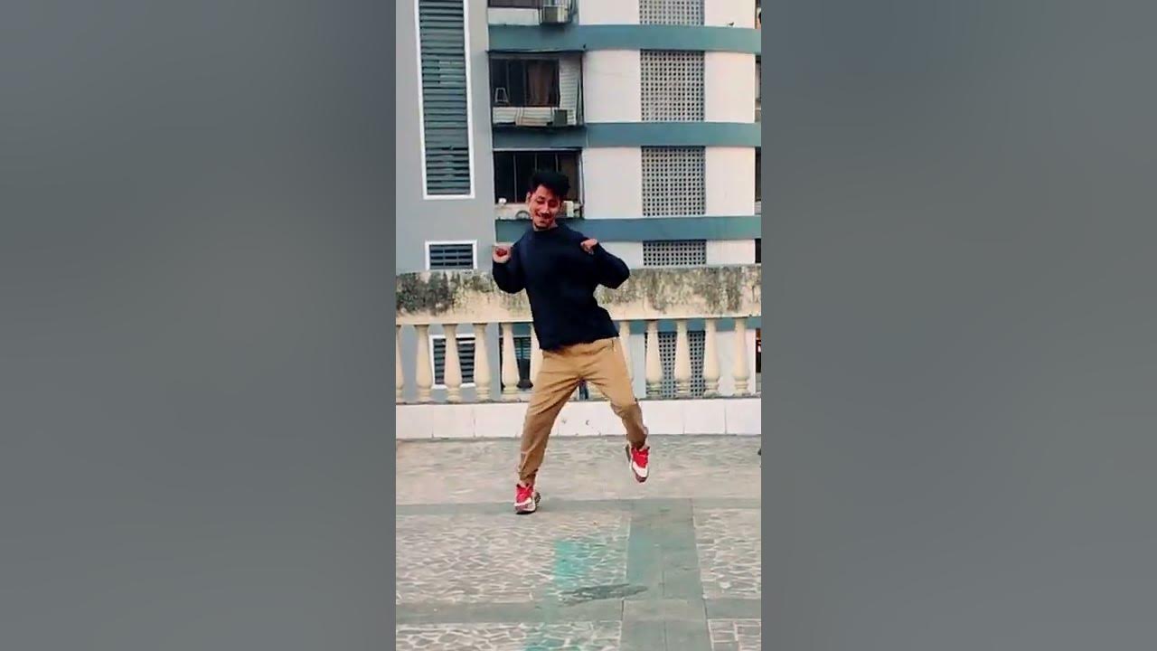 Deewana Hai Dekho/ Choreo by:- Mr.Gusain #shorts #dance Deewana Hai Dekho/ Choreo by:- Mr.Gusain #shorts #dance
