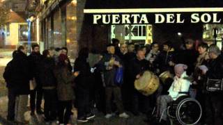 Protesta en A Coruña, en Barrio de Montealto en "Campo da leña" casa abandonada con ANDAMIO 1 d 6