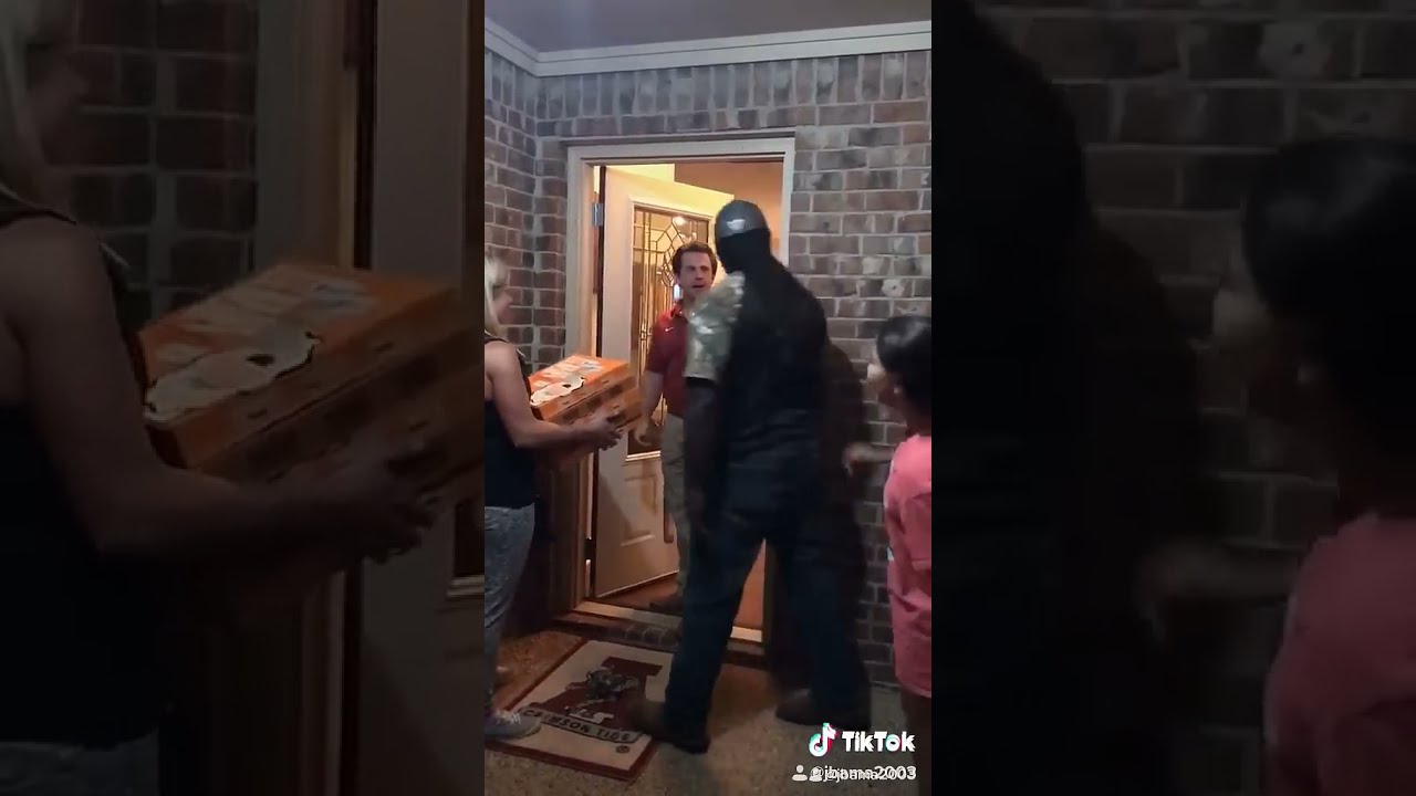 Friends Surprise Reunion After Years Apart