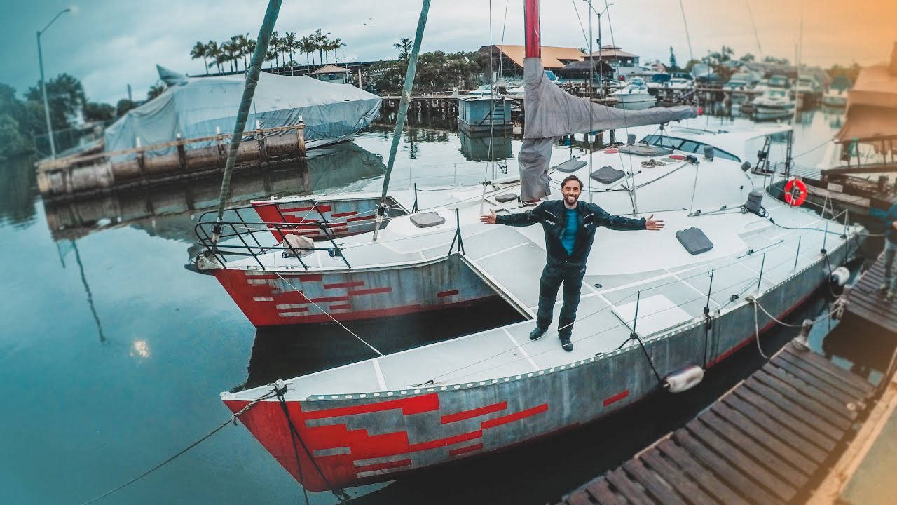 Conheça um Trimaran de Alumínio por dentro | 176