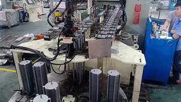 Stamping Automation: Unstacking + manipulator transfer, multi-station molding machine stamping