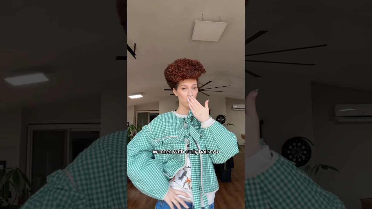 Иметь вьющиеся волосы — это как… 