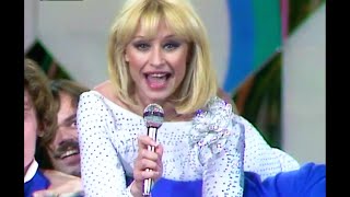 Raffaella Carrà - Adios Amigo (HQ 1982) Resimi