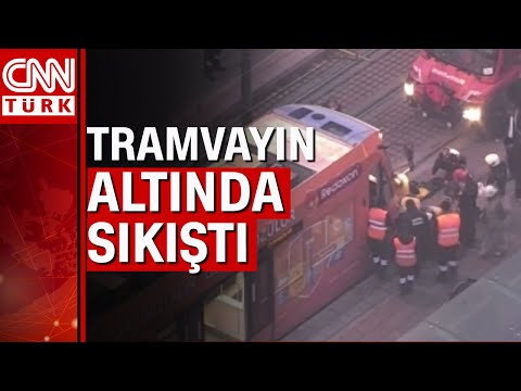 Eminönü’nde 1 kişi tramvayın altında kaldı