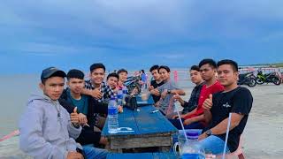 dj dugem naga hitam😎