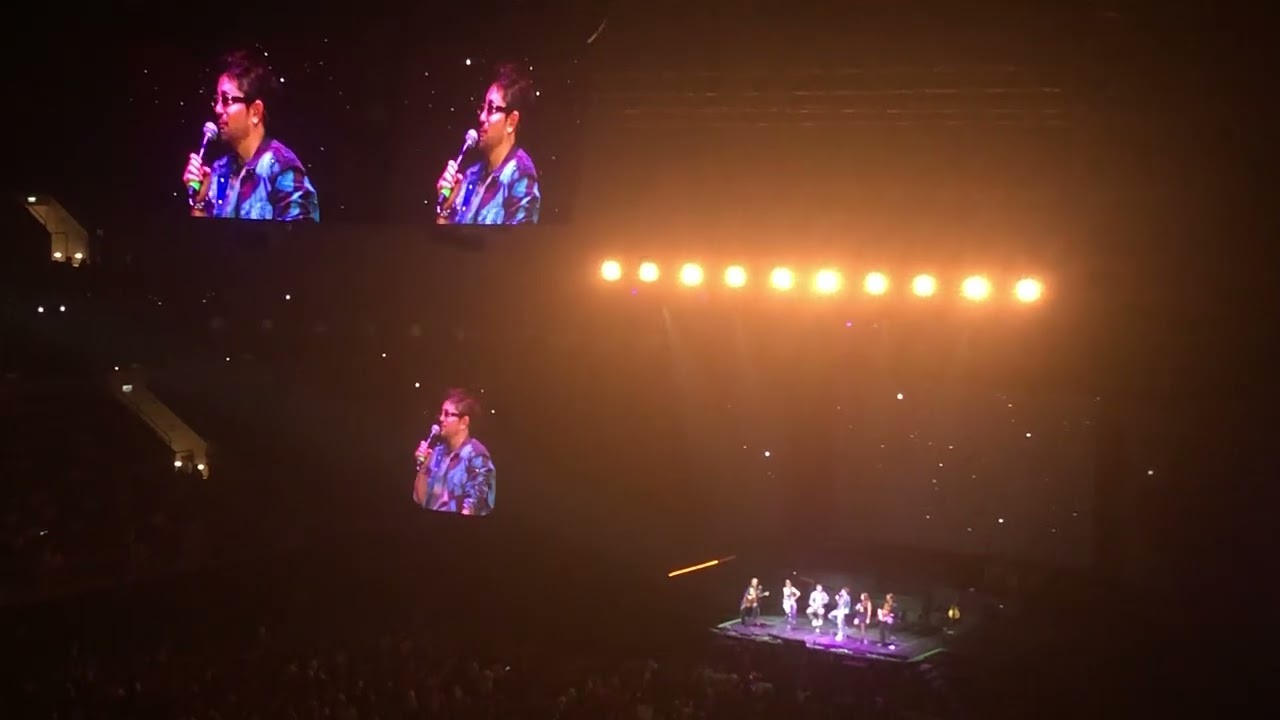 Erreway: Dije Adiós, Amor de engaño, Me da igual, Mañana habrá, Asignatura Pendiente (Uruguay 5/04)